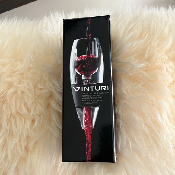 VINTURI Essential Wine Aerator - Picture 5 of 7